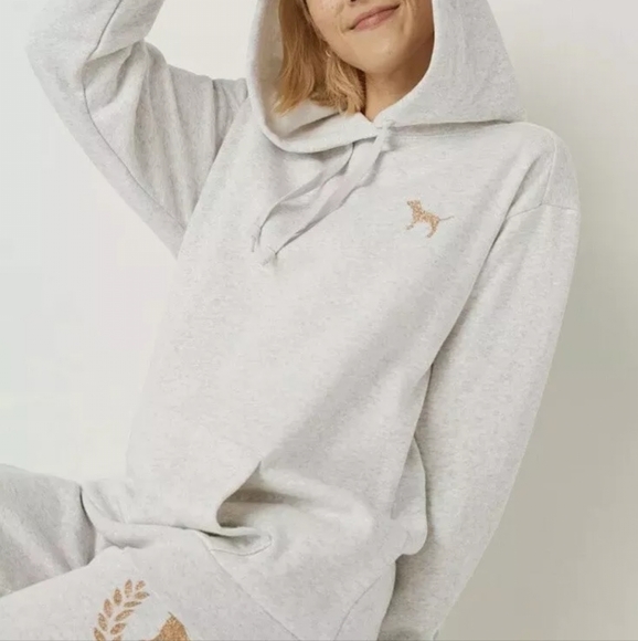 VS PINK NWT Large pullover - Picture 3 of 4